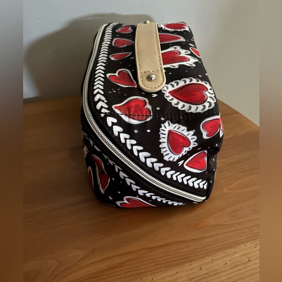 Brighton Hearts A Flutter Cosmetic Bag - Picture 2 of 4